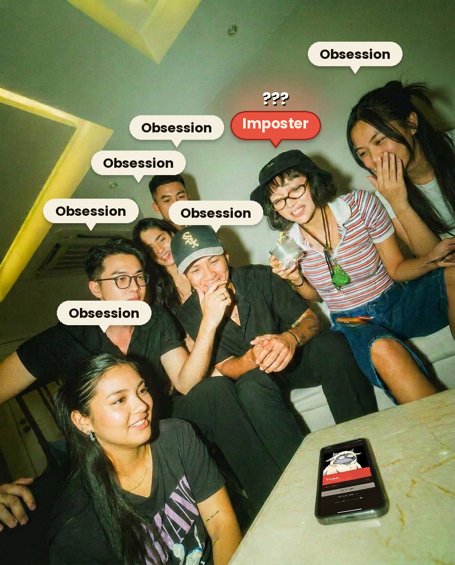 Nhóm bạn chơi WHO, cả bàn cùng đoán từ khoá, một người là kẻ giả mạo